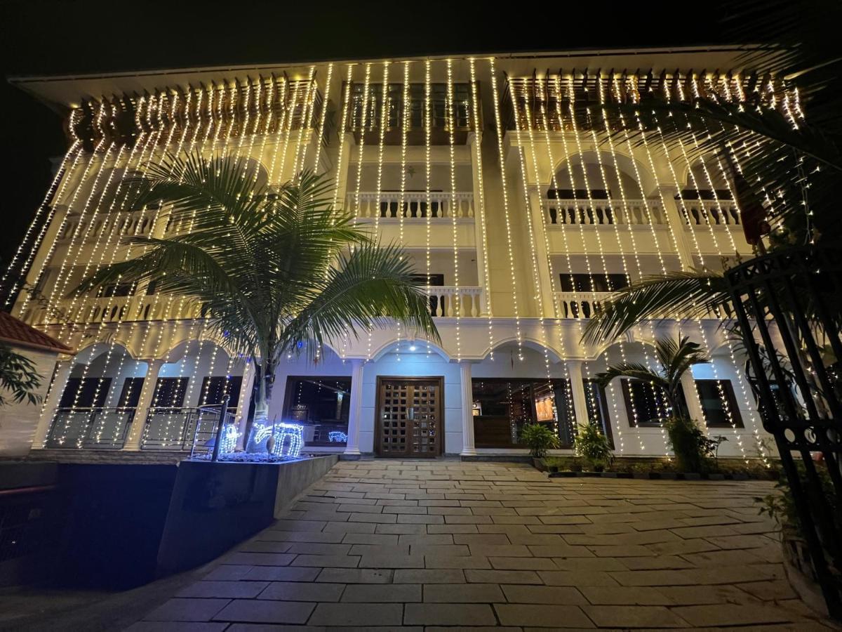 Sajjoys Hotel Varkala Ngoại thất bức ảnh