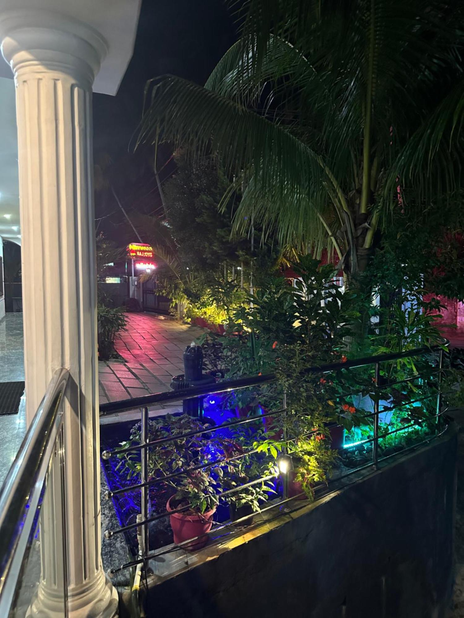 Sajjoys Hotel Varkala Ngoại thất bức ảnh