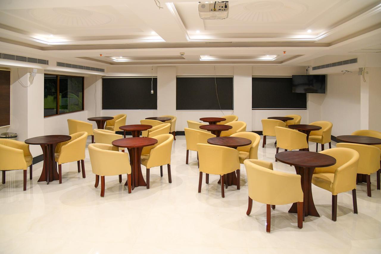 Sajjoys Hotel Varkala Ngoại thất bức ảnh
